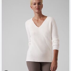Athleta Hanover V-neck Sweater in Dove.